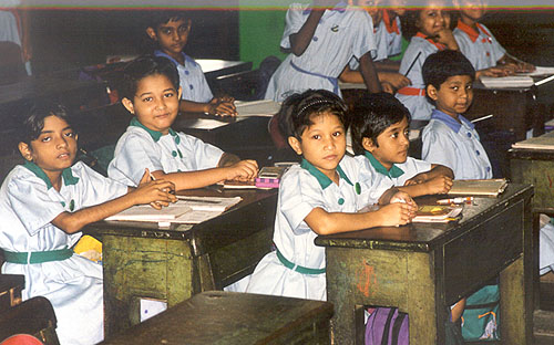 Kinder in der Saint-Pauls-Scool in Kalkutta
